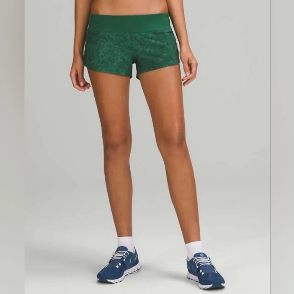 Lululemon Speed Up Low-Rise Lined Short 2.5" in the Gravel Dust Everglade Green